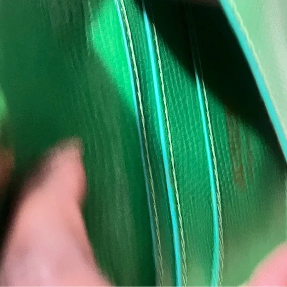 Jacquemus Vibrant Green Crossbody Bag - Picture 3 of 4